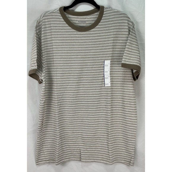 Goodfellow & Co Other - Goodfellow Stripe Casual Shirt Men's Large Short Sleeve Soft And Comfortable
